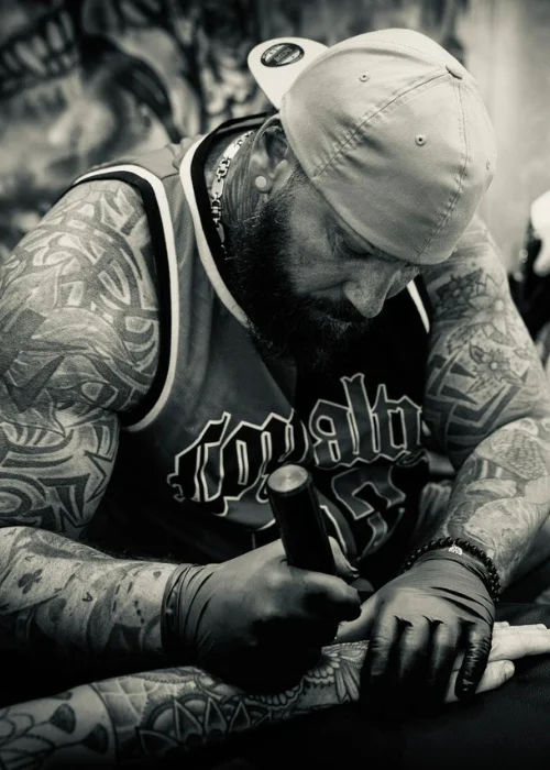 Lucas Holymonkey Ink Kerpen